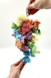 Игрушка для птиц 